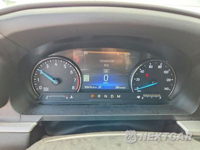 Zdjęcie 9 z 14 samochodu: 2020 FORD EXPLORER XLT VIN:1FMSK8DH3LGB04670 - miniatura
