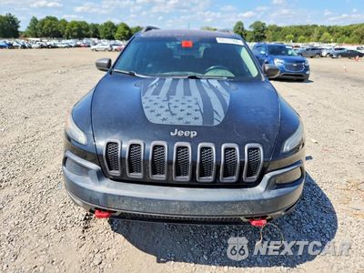 Piąte zdjęcie samochodu w środku: 2015 JEEP CHEROKEE TRAILHAWK VIN:1C4PJMBSXFW663437 - miniatura