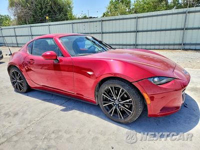 Czwarte zdjęcie samochodu z boku: 2024 MAZDA MX-5 MIATA GRAND TOURING VIN:JM1NDAM79R0605817 - miniatura