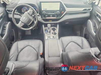 Zdjęcie 8 z 13 samochodu: 2025 TOYOTA HIGHLANDER HYBRID PLATINUM VIN:5TDEBRCH3SS653833 - miniatura