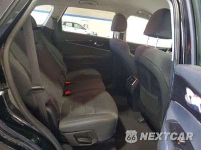 Zdjęcie 11 z 13 samochodu: 2019 KIA SORENTO LX V6 VIN:5XYPG4A51KG494328 - miniatura