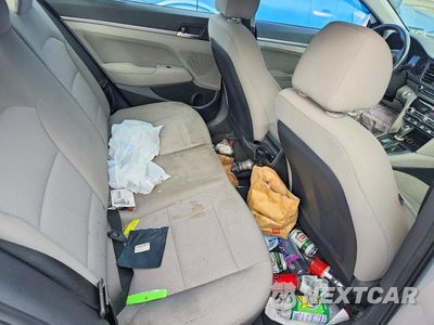 Zdjęcie 10 z 12 samochodu: 2019 HYUNDAI ELANTRA VALUE EDITION VIN:5NPD84LF7KH441258 - miniatura