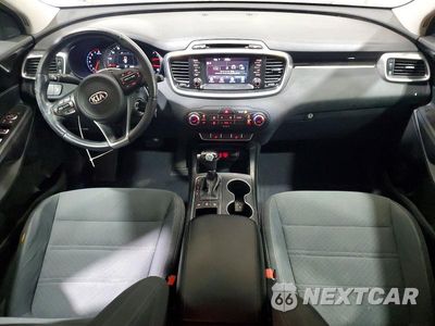 Zdjęcie 8 z 14 samochodu: 2017 KIA SORENTO LX V6 VIN:5XYPGDA55HG240551 - miniatura