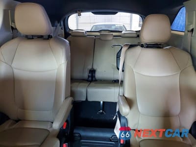 Zdjęcie 10 z 13 samochodu: 2021 TOYOTA SIENNA XLE VIN:5TDJRKEC8MS019794 - miniatura