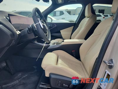 Zdjęcie 7 z 13 samochodu: 2025 BMW X3 30 XDRIVE VIN:5UX53GP04S9Z72631 - miniatura