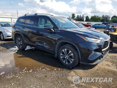 Czwarte zdjęcie samochodu z boku: 2020 TOYOTA HIGHLANDER XLE VIN:5TDGZRBH3LS000524 - miniatura