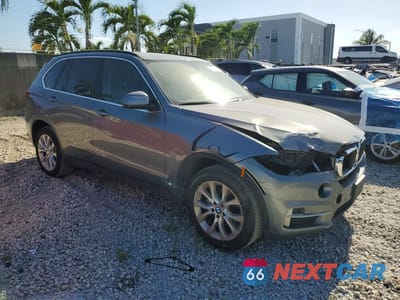 Czwarte zdjęcie samochodu z boku: 2016 BMW X5 SDRIVE35I VIN:5UXKR2C50G0R72109 - miniatura