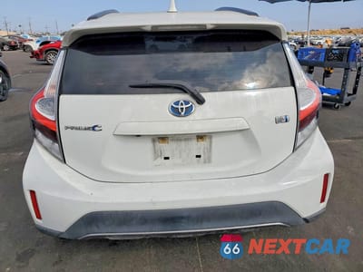 Zdjęcie 6 z 12 samochodu: 2018 TOYOTA PRIUS C TWO VIN:JTDKDTB37J1617283 - miniatura
