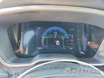 Zdjęcie 9 z 14 samochodu: 2024 TOYOTA COROLLA XSE VIN:JTNC4MBE9R3218981 - miniatura