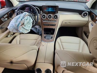 Zdjęcie 8 z 13 samochodu: 2022 MERCEDES-BENZ GLC 300 4MATIC VIN:W1N0G8EB3NV350603 - miniatura