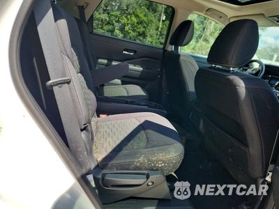 Zdjęcie 11 z 13 samochodu: 2022 NISSAN PATHFINDER SV VIN:5N1DR3BD2NC215034 - miniatura