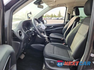 Zdjęcie 7 z 13 samochodu: 2018 MERCEDES-BENZ METRIS VIN:WD4PG2EE4J3479698 - miniatura