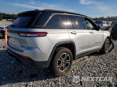 Trzecie zdjęcie samochodu z tyłu: 2022 JEEP GRAND CHEROKEE TRAILHAWK VIN:1C4RJHCG0N8624479 - miniatura