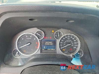 Zdjęcie 9 z 13 samochodu: 2014 TOYOTA TUNDRA CREWMAX SR5 VIN:5TFDW5F11EX414013 - miniatura