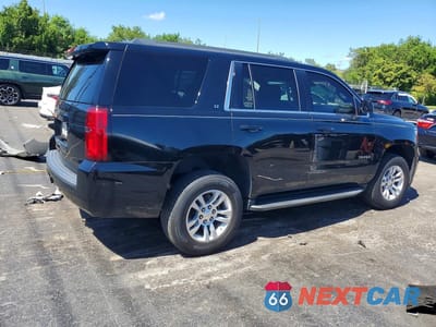 Trzecie zdjęcie samochodu z tyłu: 2020 CHEVROLET TAHOE K1500 LT VIN:1GNSKBKC0LR111239 - miniatura