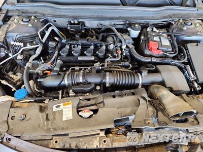 Zdjęcie 11 z 13 samochodu: 2018 HONDA ACCORD TOURING VIN:1HGCV1F99JA004782 - miniatura