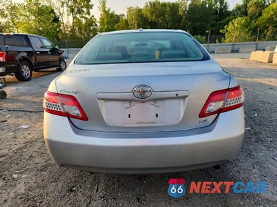 Zdjęcie 6 z 13 samochodu: 2010 TOYOTA CAMRY LE VIN:4T4BF3EK1AR002564 - miniatura