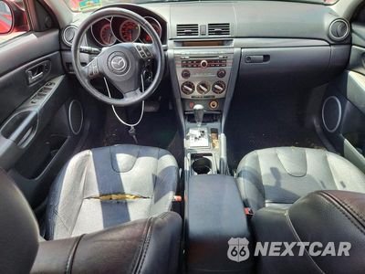 Zdjęcie 8 z 12 samochodu: 2008 MAZDA 3 HATCHBACK VIN:JM1BK344881869923 - miniatura