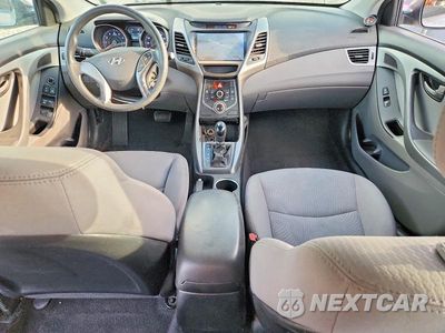 Zdjęcie 8 z 13 samochodu: 2015 HYUNDAI ELANTRA SE VIN:5NPDH4AE5FH639899 - miniatura