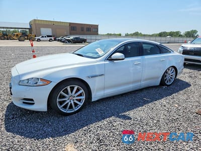 2015 JAGUAR XJ SAJWJ1CD1F8V79443 - główne zdjęcie licytacji z USA - miniatura