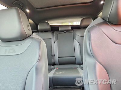Zdjęcie 10 z 13 samochodu: 2023 VOLKSWAGEN ID.4 PRO S VIN:1V2GNPE84PC004986 - miniatura