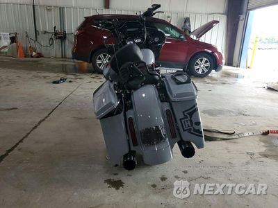 Czwarte zdjęcie samochodu z boku: 2015 HARLEY-DAVIDSON FL FLTRXS ROAD GLIDE SPECIAL VIN:1HD1KTM11FB615977 - miniatura