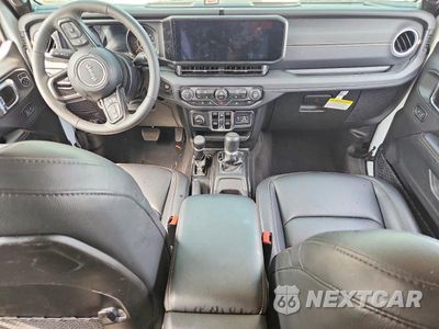 Zdjęcie 8 z 13 samochodu: 2025 JEEP GLADIATOR SPORT VIN:1C6PJTAG2SL550592 - miniatura