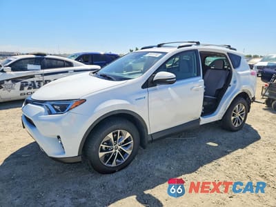 2018 TOYOTA RAV4 HYBRID XLE JTMRJREVXJD158188 - główne zdjęcie licytacji z USA - miniatura