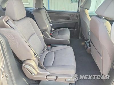 Zdjęcie 11 z 13 samochodu: 2019 HONDA ODYSSEY LX VIN:5FNRL6H26KB115844 - miniatura