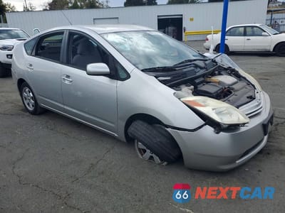 Czwarte zdjęcie samochodu z boku: 2005 TOYOTA PRIUS BASE VIN:JTDKB20U757010282 - miniatura