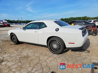 Drugie zdjęcie samochodu z przodu: 2017 DODGE CHALLENGER SXT VIN:2C3CDZAGXHH531896 - miniatura