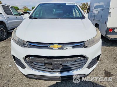 Piąte zdjęcie samochodu w środku: 2018 CHEVROLET TRAX LS VIN:KL7CJKSB3JB556648 - miniatura