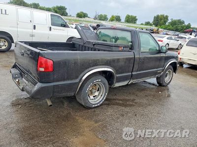 Trzecie zdjęcie samochodu z tyłu: 1995 CHEVROLET S-10 VIN:1GCCS14Z8R8112436 - miniatura