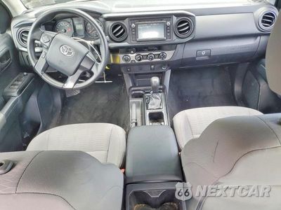 Zdjęcie 8 z 12 samochodu: 2016 TOYOTA TACOMA SR V6 VIN:3TMCZ5AN7GM023776 - miniatura