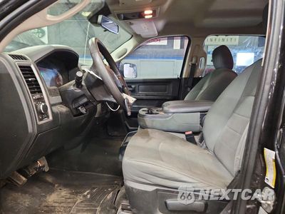 Zdjęcie 7 z 12 samochodu: 2015 RAM 2500 ST VIN:3C6UR5CJ4FG608866 - miniatura
