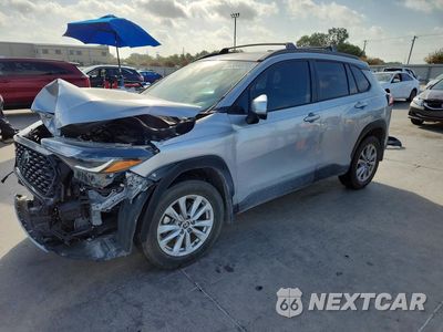 2024 TOYOTA COROLLA CROSS LE 7MUCAAAG2RV090697 - główne zdjęcie licytacji z USA - miniatura