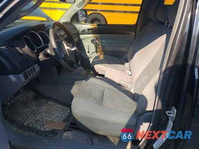 Zdjęcie 7 z 12 samochodu: 2005 TOYOTA TACOMA VIN:5TENX22N65Z022761 - miniatura