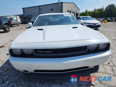 Piąte zdjęcie samochodu w środku: 2014 DODGE CHALLENGER SXT VIN:2C3CDYAG5EH267007 - miniatura