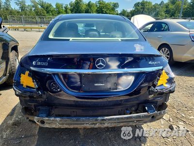 Zdjęcie 6 z 12 samochodu: 2017 MERCEDES-BENZ C 300 4MATIC VIN:55SWF4KB0HU205702 - miniatura