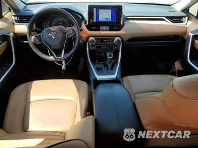 Zdjęcie 8 z 13 samochodu: 2024 TOYOTA RAV4 XLE PREMIUM VIN:2T3C1RFV6RW316383 - miniatura
