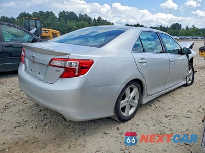 Trzecie zdjęcie samochodu z tyłu: 2013 TOYOTA CAMRY SE VIN:4T1BF1FK2DU248461 - miniatura