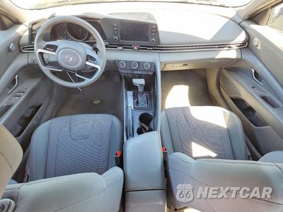 Zdjęcie 8 z 12 samochodu: 2021 HYUNDAI ELANTRA SE VIN:5NPLL4AG6MH047422 - miniatura