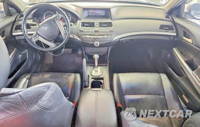 Zdjęcie 8 z 13 samochodu: 2008 HONDA ACCORD EXL VIN:JHMCP26808C044204 - miniatura