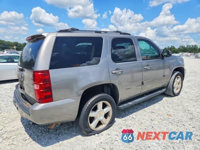 Trzecie zdjęcie samochodu z tyłu: 2007 CHEVROLET TAHOE K1500 VIN:1GNFK13067J126784 - miniatura