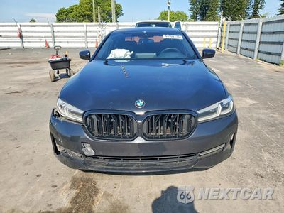 Piąte zdjęcie samochodu w środku: 2023 BMW 530 I VIN:WBA53BH04PCL22840 - miniatura
