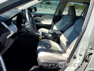 Zdjęcie 7 z 14 samochodu: 2020 TOYOTA RAV4 XLE PREMIUM VIN:2T3C1RFV0LW097458 - miniatura