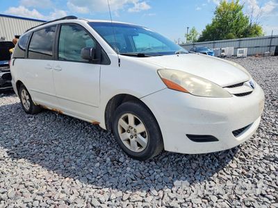 Czwarte zdjęcie samochodu z boku: 2008 TOYOTA SIENNA LE 8-PASSENGER VIN:5TDZK23C18S220811 - miniatura