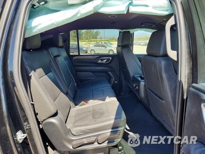 Zdjęcie 11 z 13 samochodu: 2023 CHEVROLET SUBURBAN C1500 LT VIN:1GNSCCKD5PR323250 - miniatura