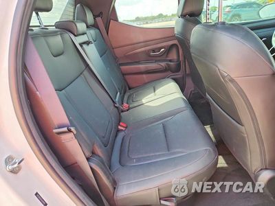 Zdjęcie 10 z 12 samochodu: 2025 HYUNDAI SANTA CRUZ SEL VIN:5NTJBDDE9SH129941 - miniatura