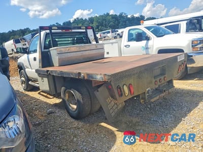 Drugie zdjęcie samochodu z przodu: 2005 GMC NEW SIERRA C3500 VIN:1GDJC34265E200105 - miniatura